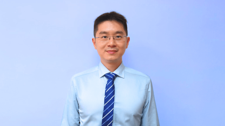 Mr James Chong